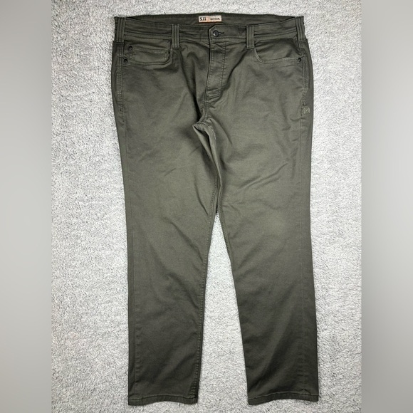 5.11 Tactical Pants Mens 40 x 32 Defender Flex Pant 7 Pockets Work Utility Hike - Picture 1 of 5